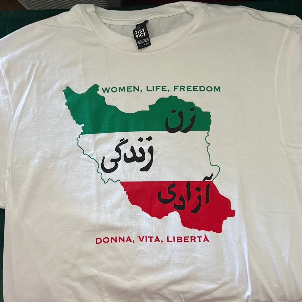 WOMEN LIFE FREEDOM t shirt unisex sizes Iran Persian Italian men and women’s